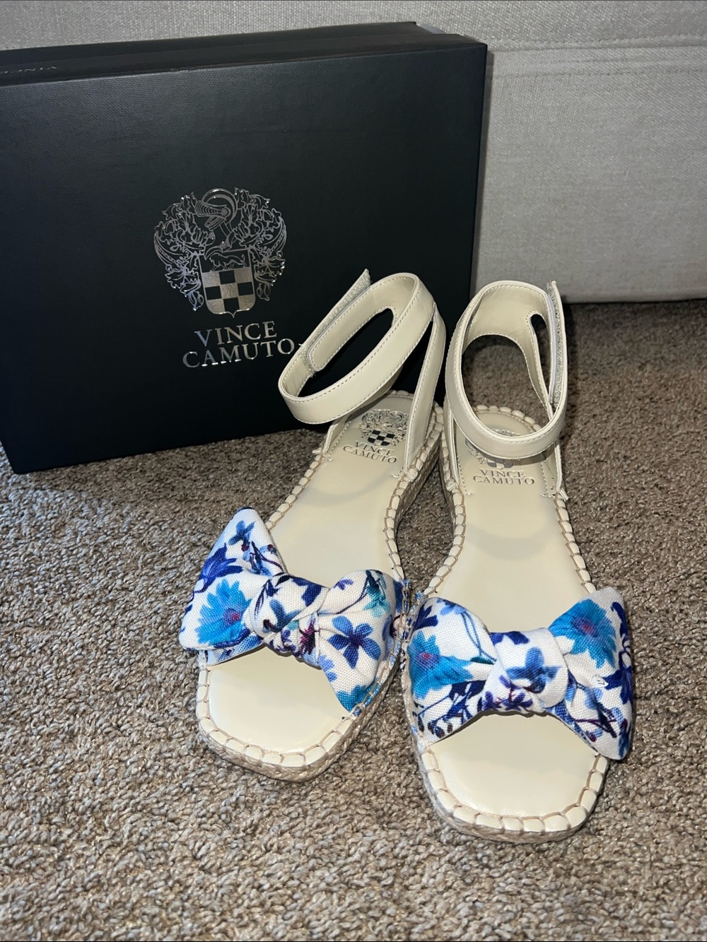 Vince Camuto Cream Sandals with Blue Floral Bow Accent